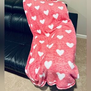 Pink Heart Plush Throw Blanket